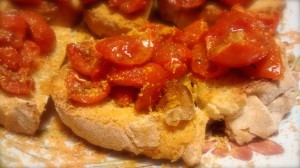 Crostino pomodori confit e bottarga